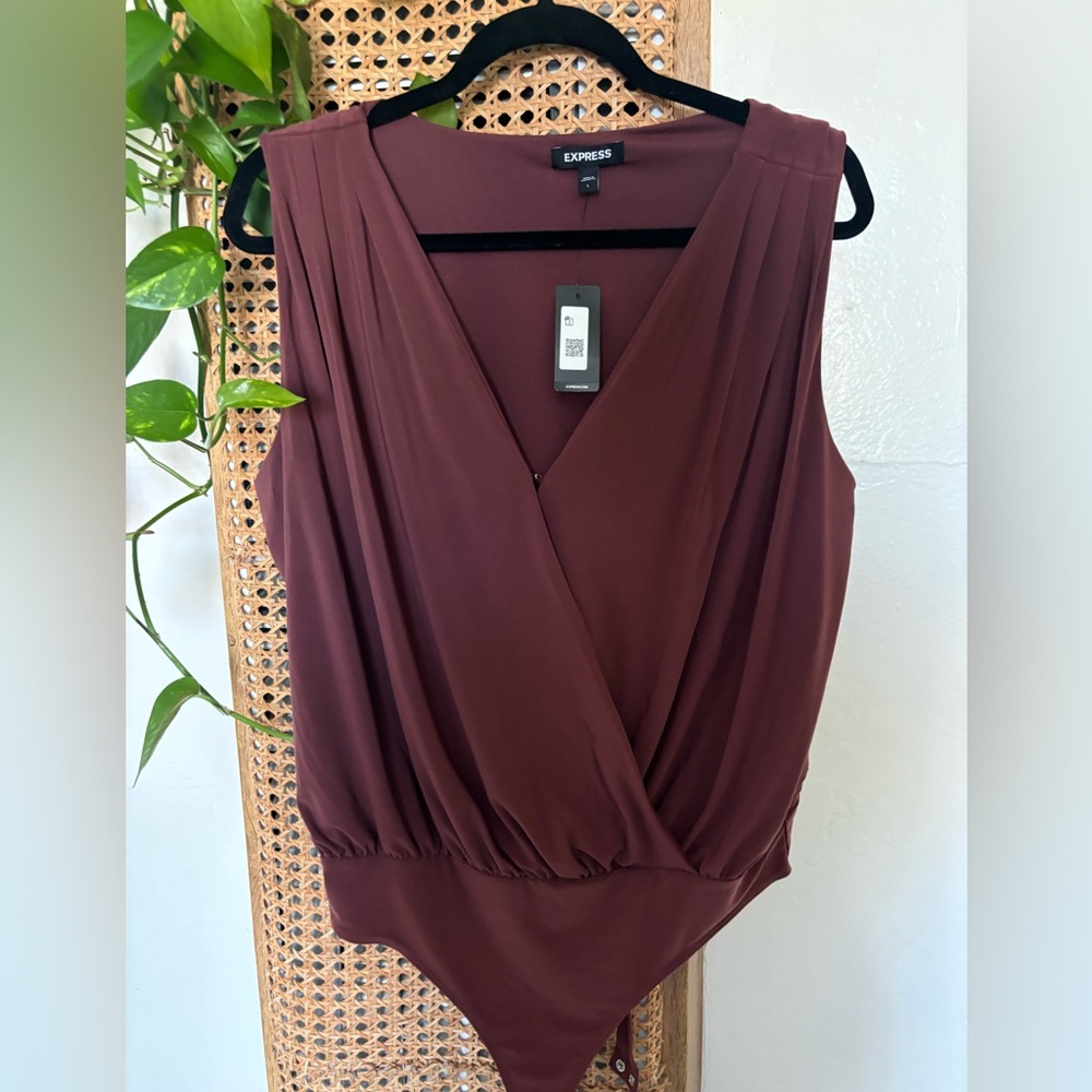 Express maroon colored, bodysuit size large new with tags